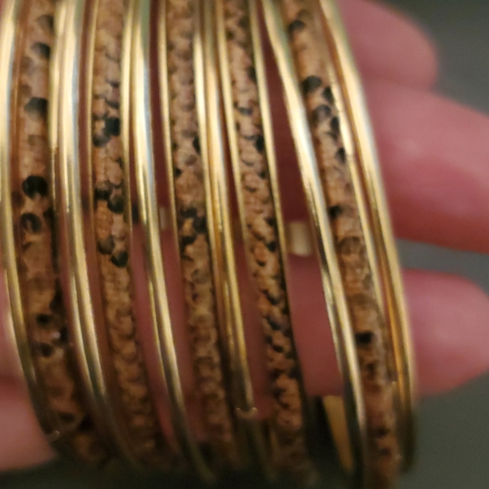Bangle bracelets - Picture 4 of 4